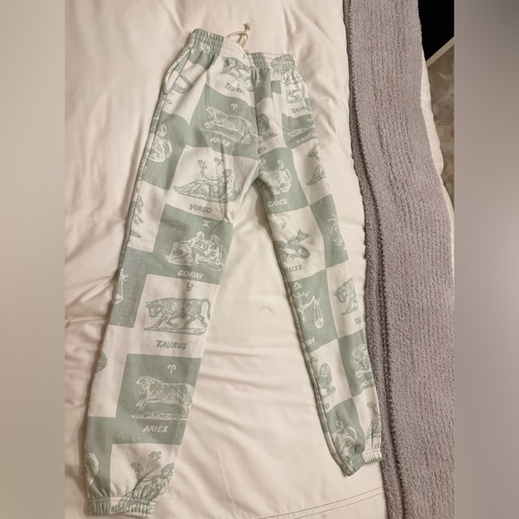 Zodiac sweatpants - Picture 2 of 4